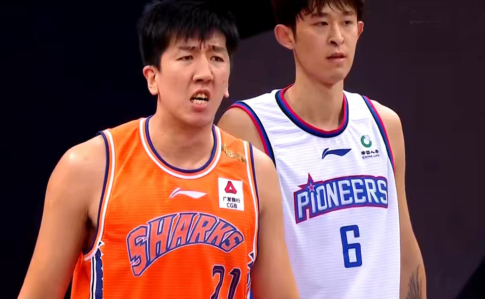 包含德约科维奇复出首秀出彩，拜仁慕尼黑主场大胜上海海港，豪取2连胜的词条